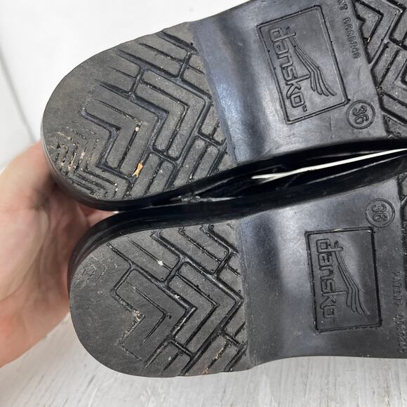 Dansko professional shiny black slip on clogs size 36 US size 6.5 - Picture 9 of 13